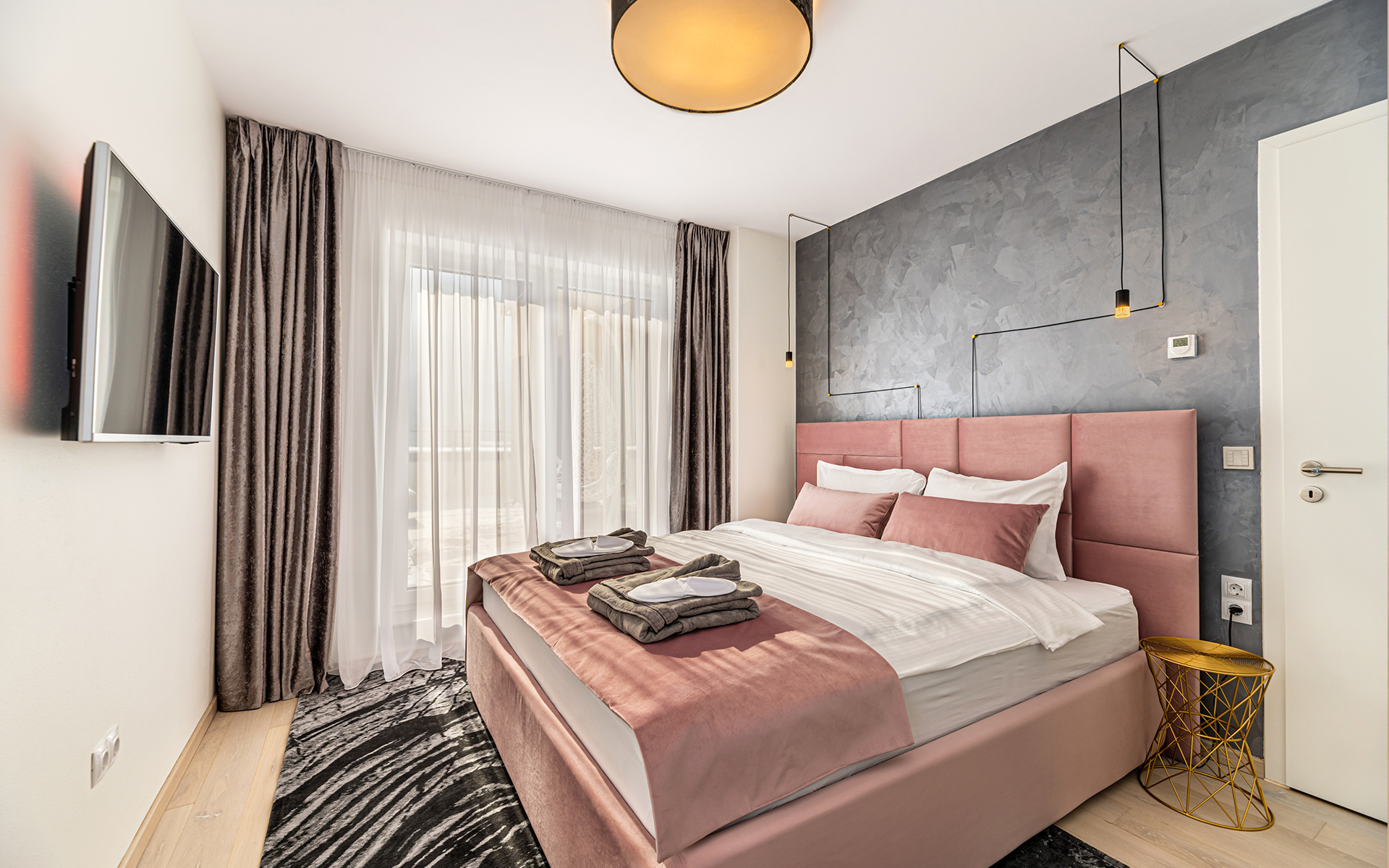 MK Apartments Brasov | Cazare in regim hotelier Brasov | Apartamente in regim hotelier Brasov | Cazare Apartamente Brasov