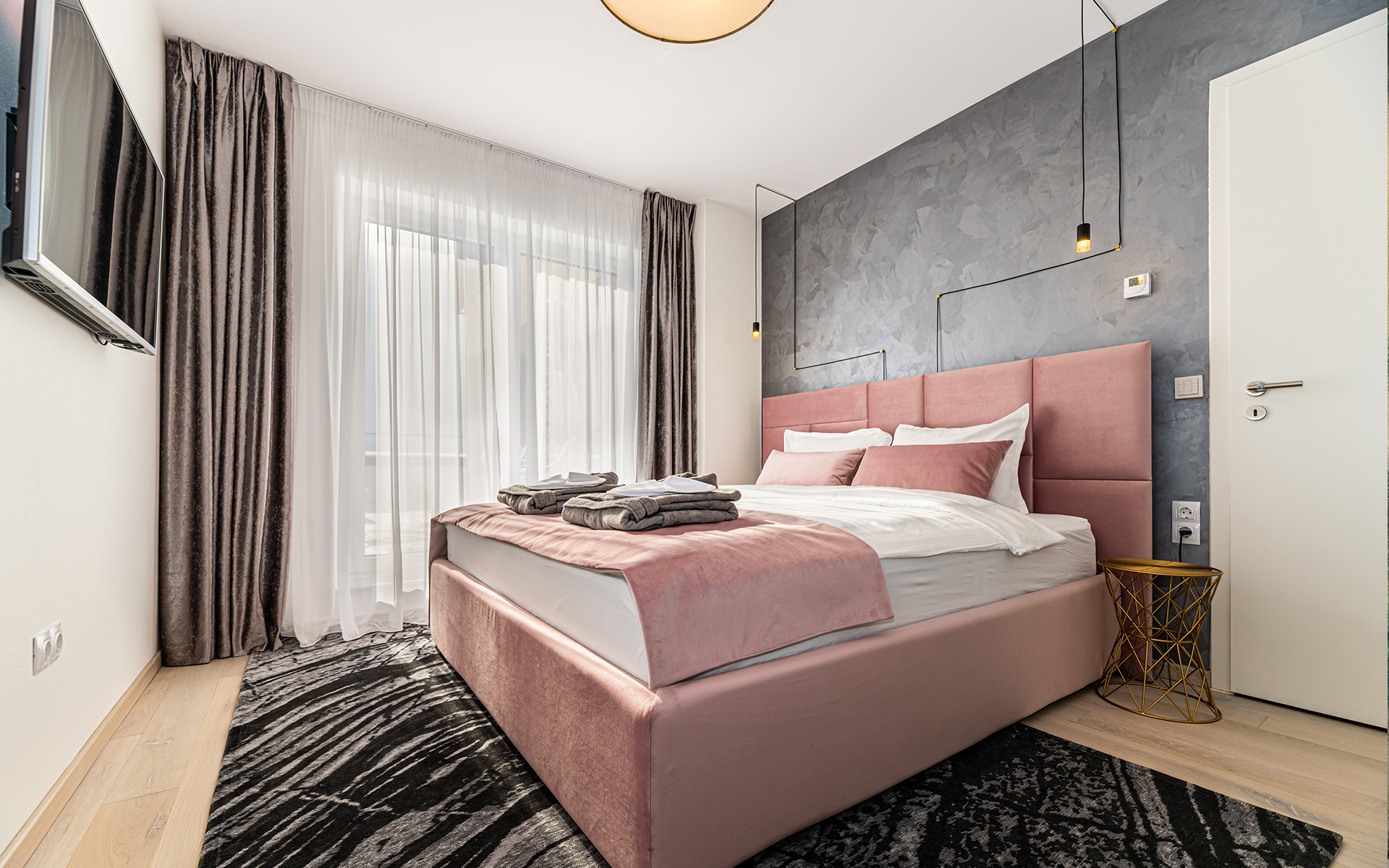 MK Apartments Brasov | Cazare in regim hotelier Brasov | Apartamente in regim hotelier Brasov | Cazare Apartamente Brasov